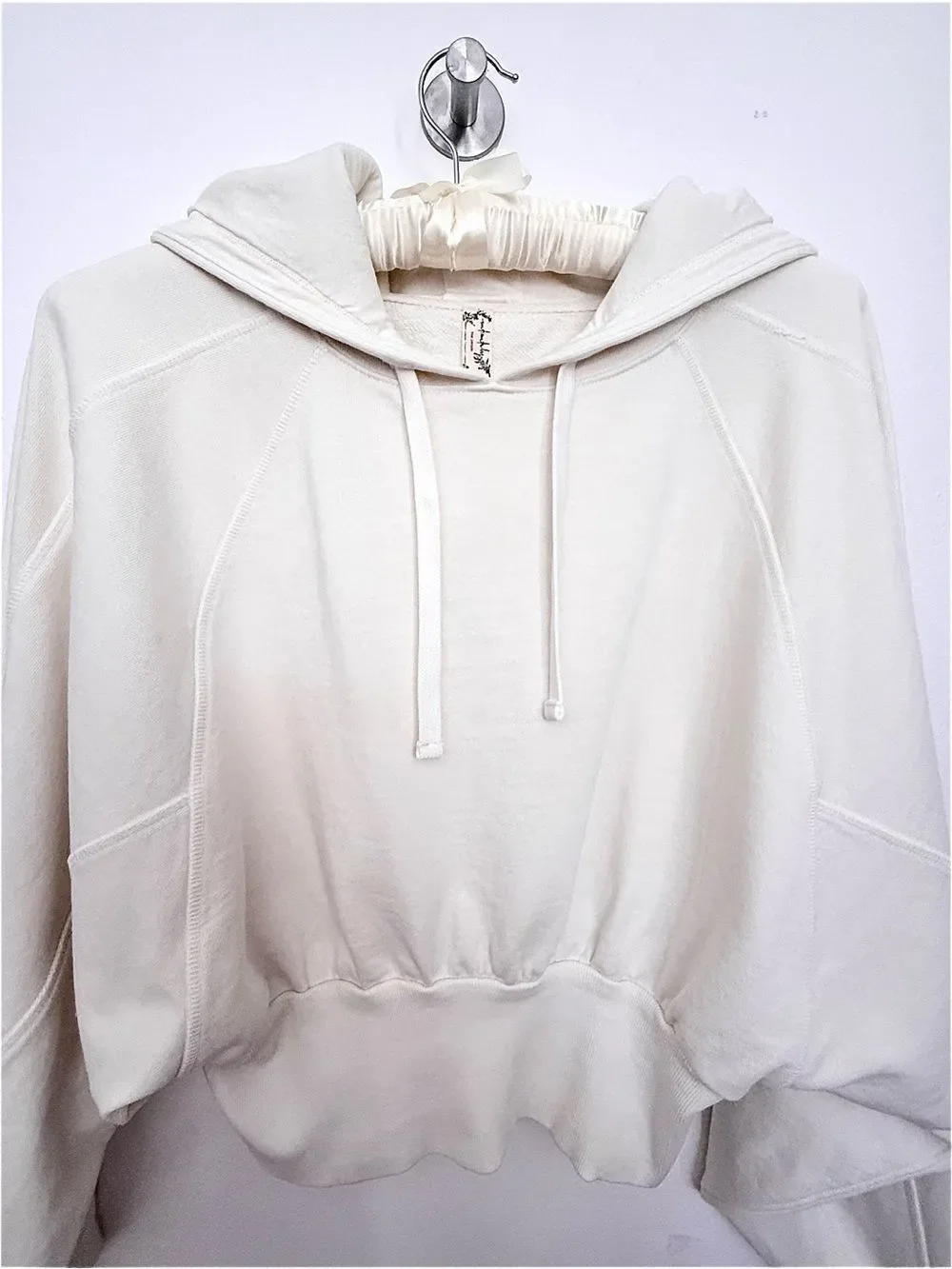 Free People Playbook Off-White Sweatshirt “Cream/Tofu” Baggie Semi-Crop Hoodie